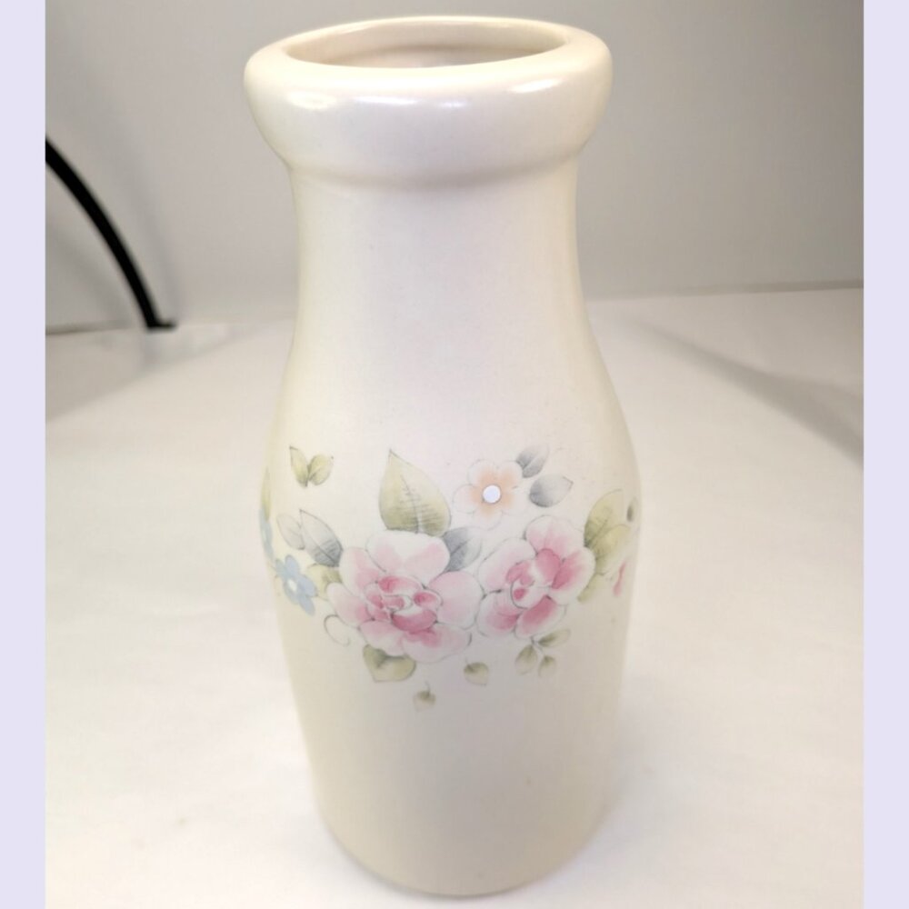 Vintage Pfaltzgraff Tea Rose Ceramic Milk Bottle Vase Floral 8.25” Farmhouse